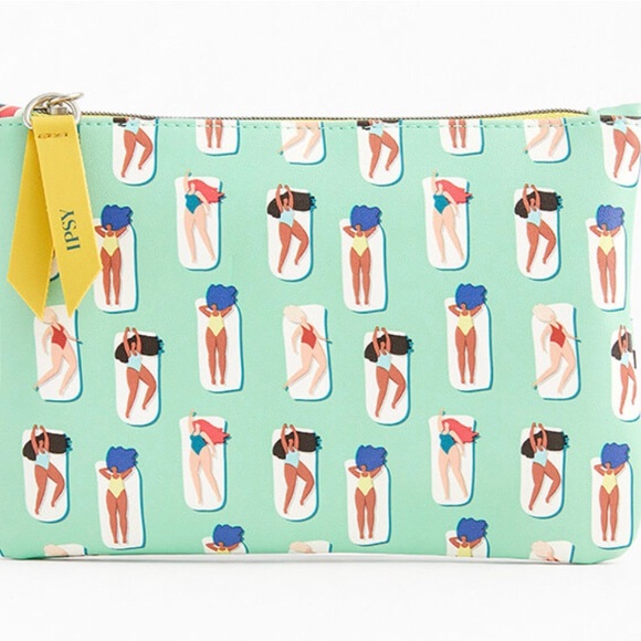 🌟 Free W/Cosmetic purchase or $4 - Picture 3 of 7